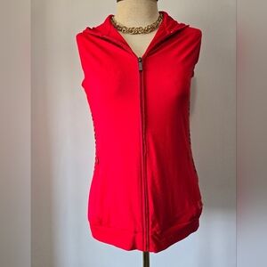 BURBERRY GOLF Lightweight Red Sleeveless Zip-Up Vest With Hood. Size Large
